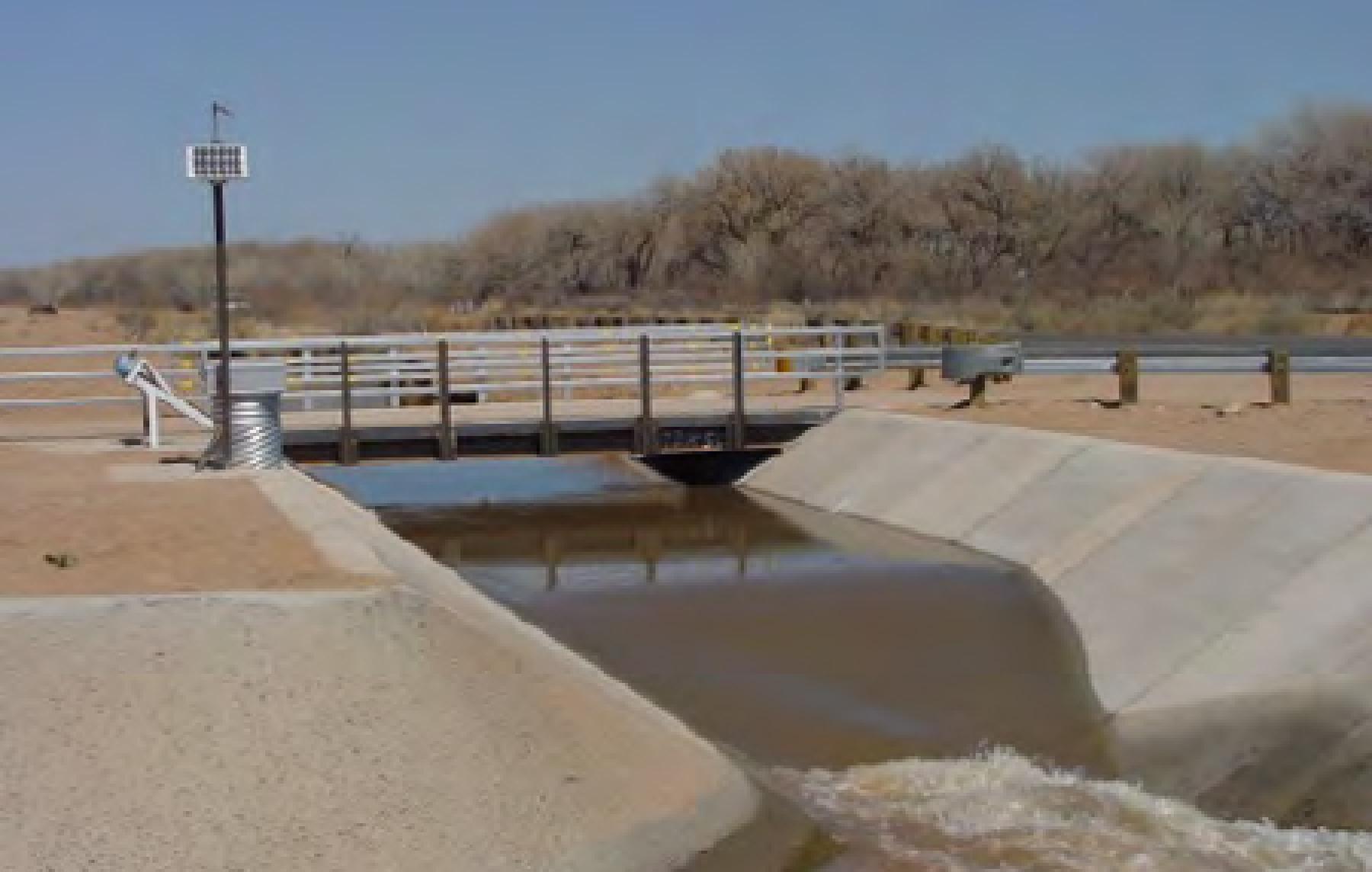 water gauging station with a broad-crested weir