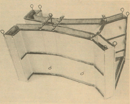 Metal form to make 6-inch Parshall flumes in concrete