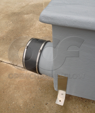 Reinforced Cover over Parshall Flume End Adapter Integrated into a Packaged Metering Manhole
