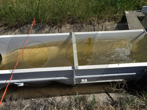 water level drawing down in Palmer Bowlus flume throat