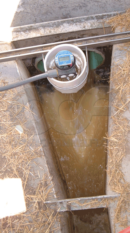 Parshall Flume with insufficient transition from inlet pipe to flume