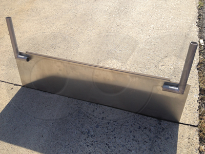 stainless steel rectangular weir with air vents to aerate the nappe