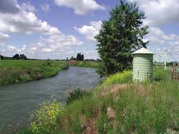 USGS stilling well monitoring river stage