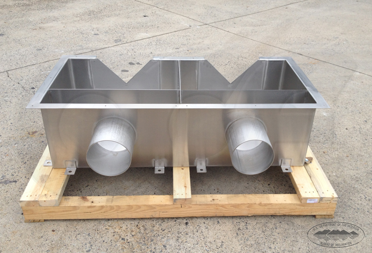 Multi-cell stainless steel weir box